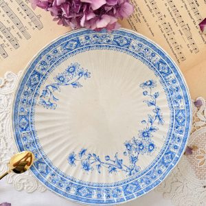 Plat rond anglais terre de fer