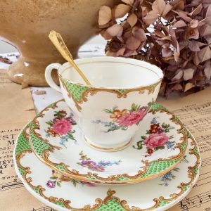 Trio Tasse anglaise verte fleurie Aynsley