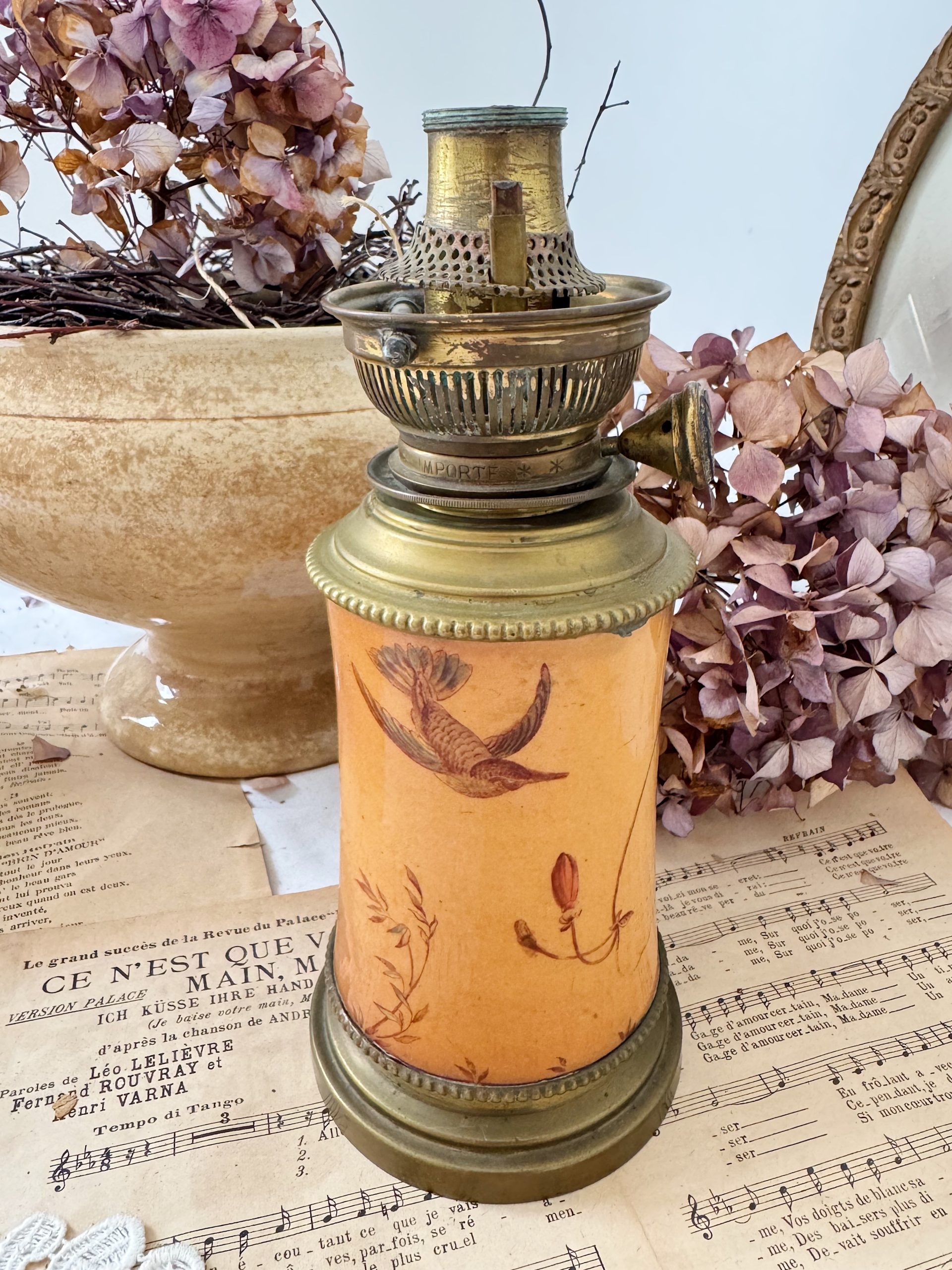 Lampe à pétrole polychrome Gien Oiseaux-mouche