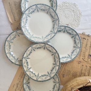 6 assiettes plates Creil et Montereau Mignon