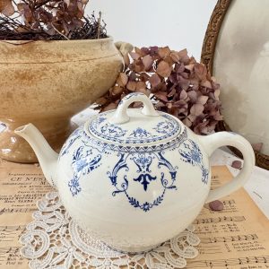Theière bleue Luneville décor Moustiers