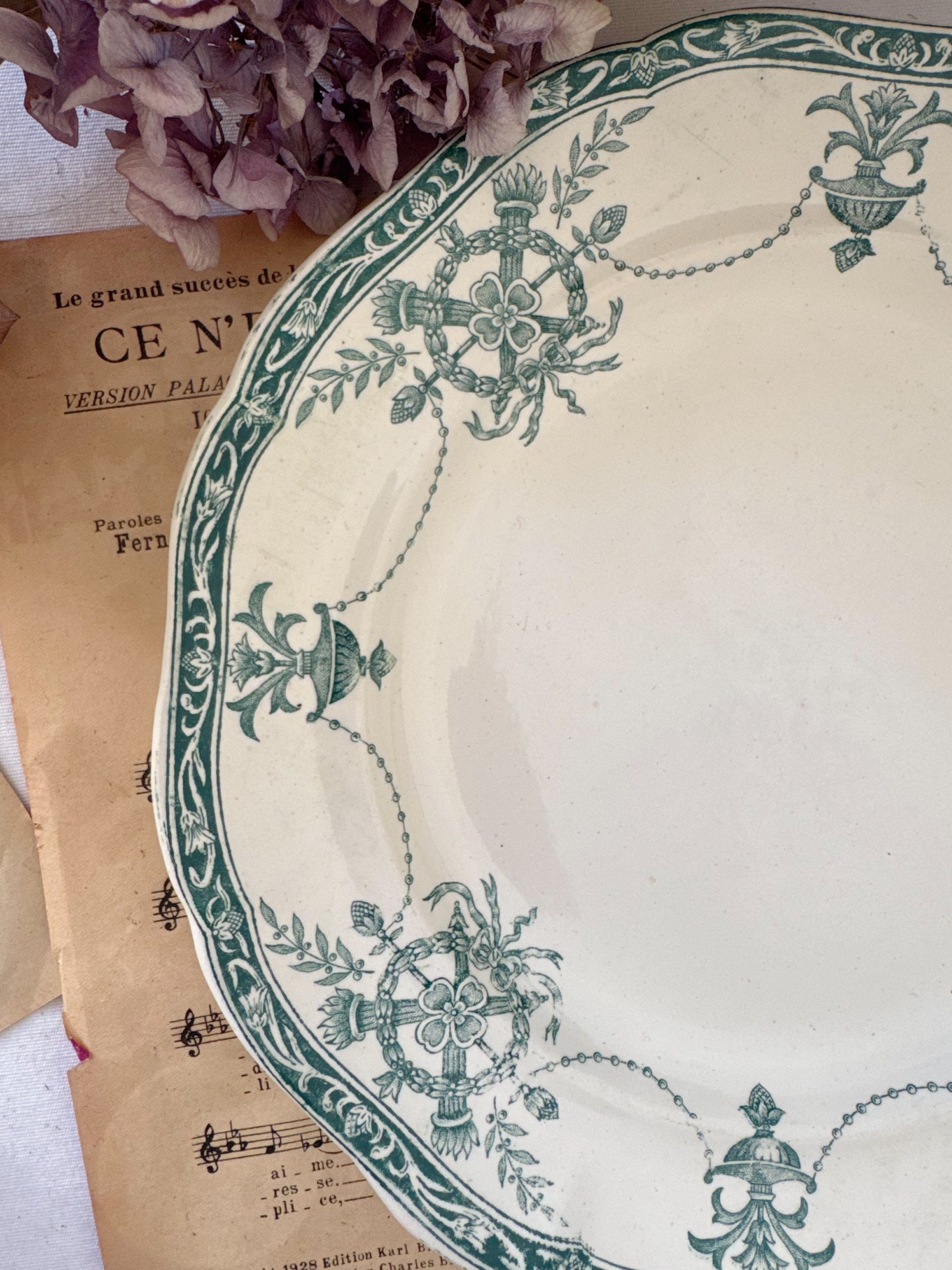 Assiette plate verte Longwy Compiègne – Image 2