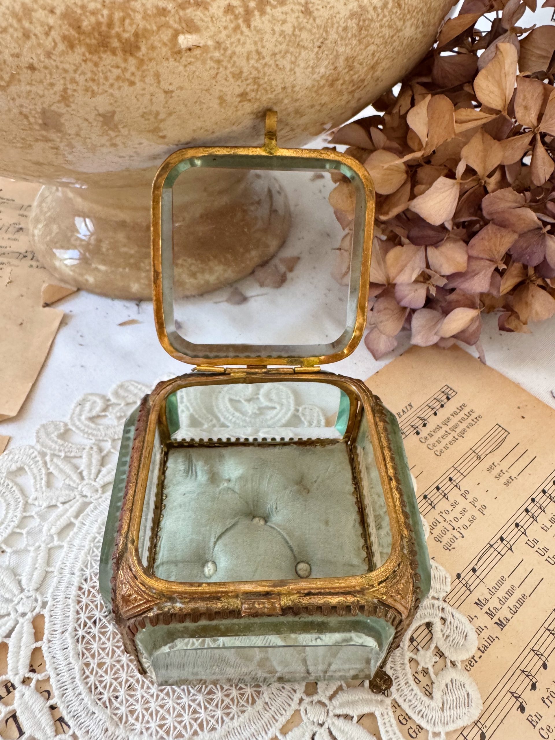 Coffret à bijoux ancien en verre biseauté Napoléon 3 – Image 2