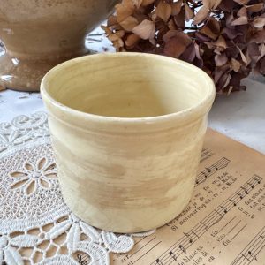 Pot à graisse vernissé et patiné
