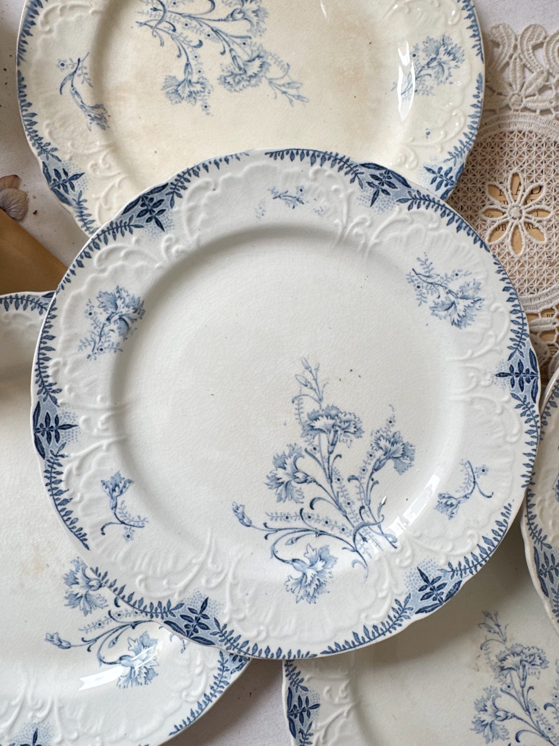 6 assiettes à dessert oeillets Lunéville Hélène – Image 2