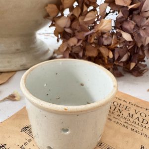 Pot à faisselle rustique en gré