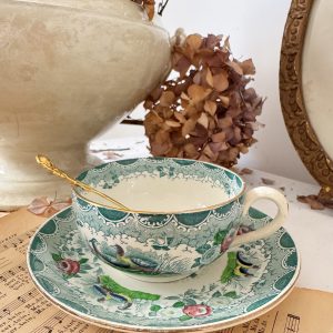 Ensemble de tasses polychromes Sarreguemines oiseau de paradis (reservé Claudine)