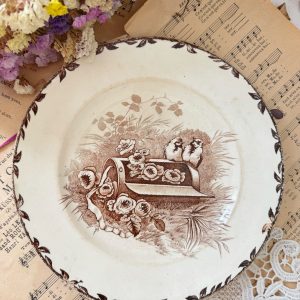 Assiette sépia Choisy le Roi oiseaux (reservée Carine)