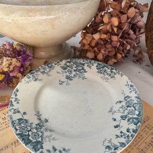 Assiette sur pied Saint-Amand Marie-Louise