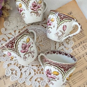 Tasses polychromes Lunéville Lille